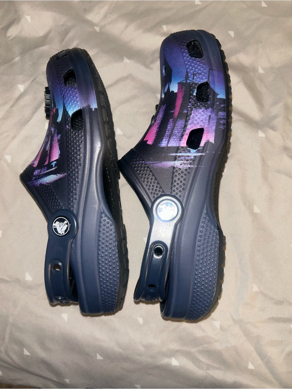 Disney Crocs - Picture 5 of 9
